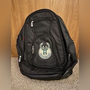 Milwaukeeee bucks travel laptop top bag NWOT